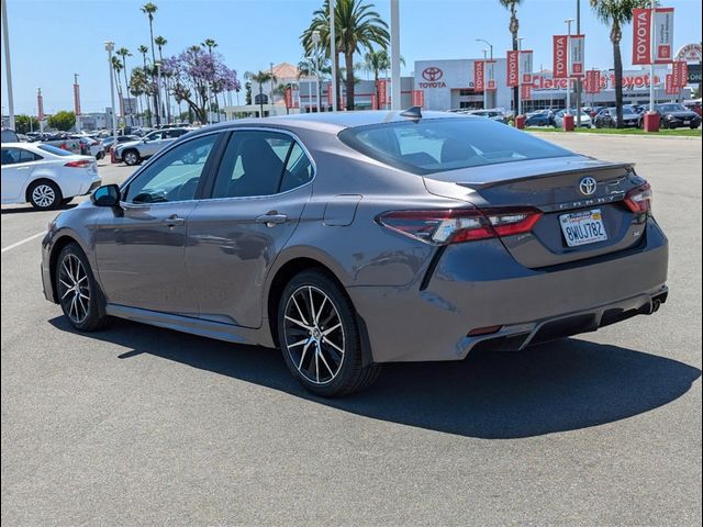 2021 Toyota Camry SE