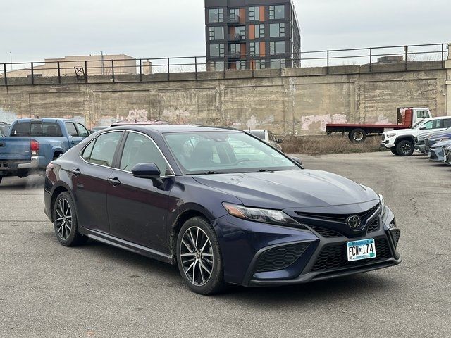 2021 Toyota Camry SE