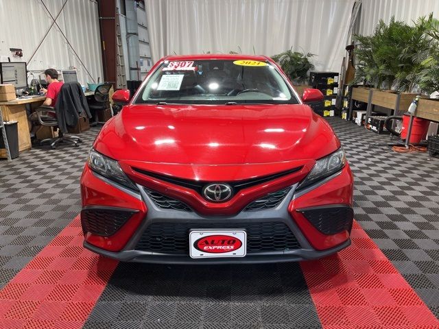 2021 Toyota Camry SE