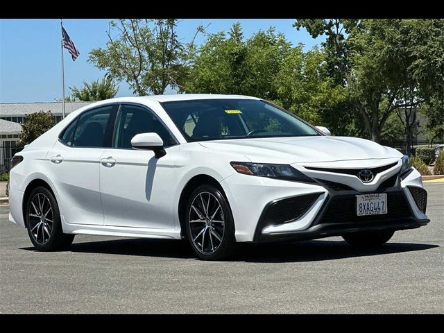 2021 Toyota Camry SE