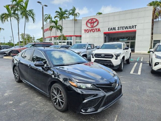 2021 Toyota Camry SE