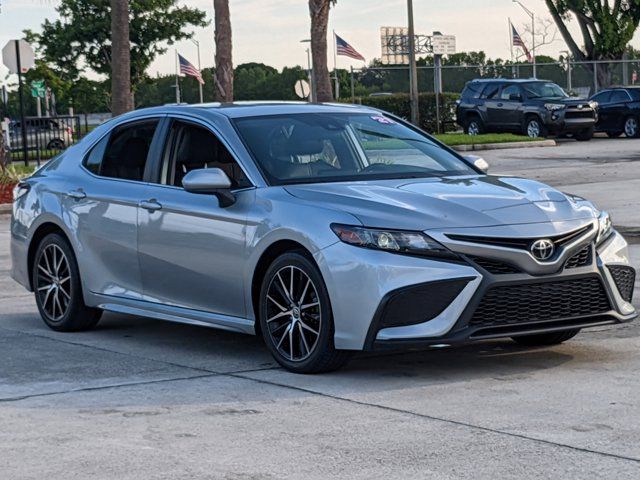 2021 Toyota Camry SE