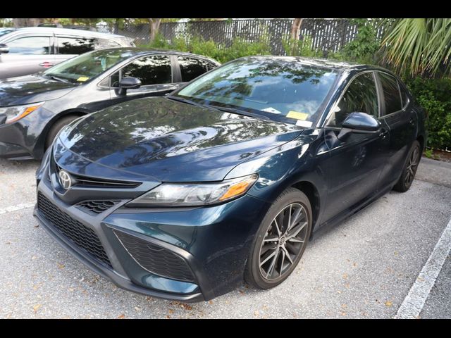 2021 Toyota Camry SE