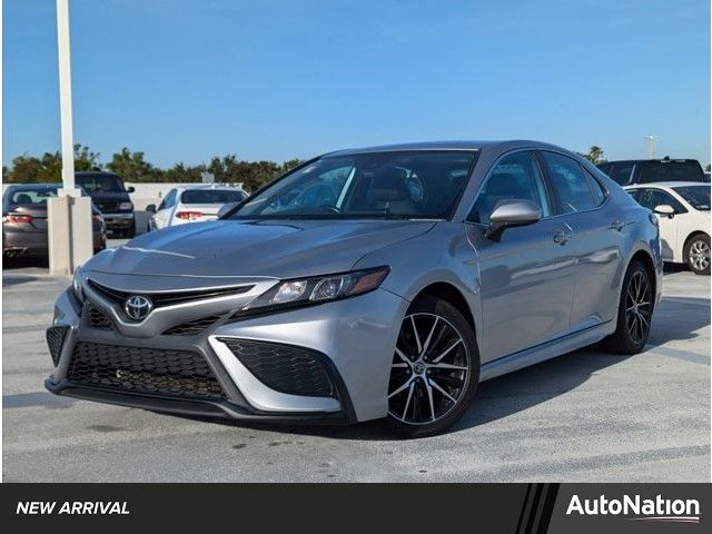 2021 Toyota Camry SE