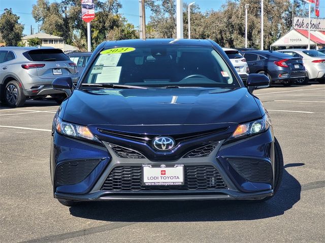 2021 Toyota Camry SE