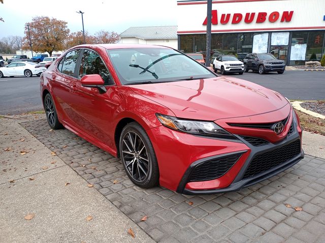 2021 Toyota Camry SE