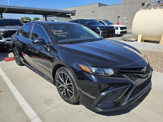 2021 Toyota Camry SE