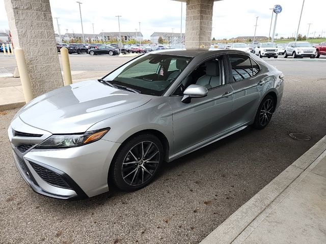 2021 Toyota Camry SE