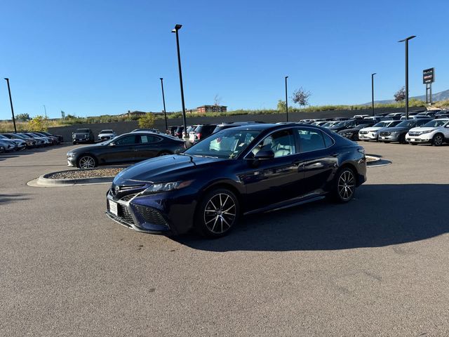 2021 Toyota Camry SE