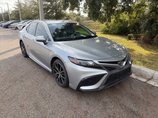 2021 Toyota Camry SE