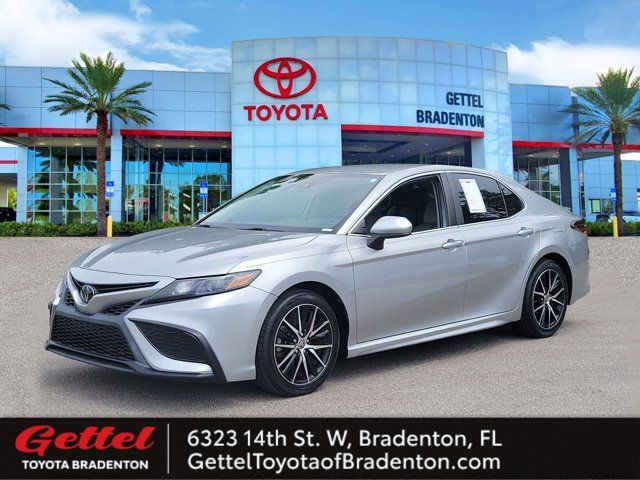 2021 Toyota Camry SE