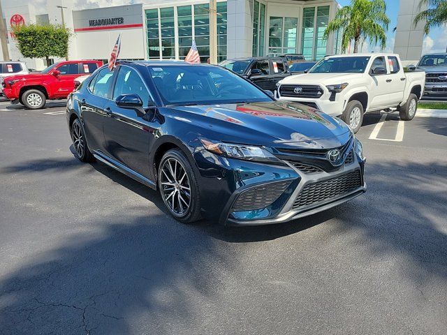 2021 Toyota Camry SE