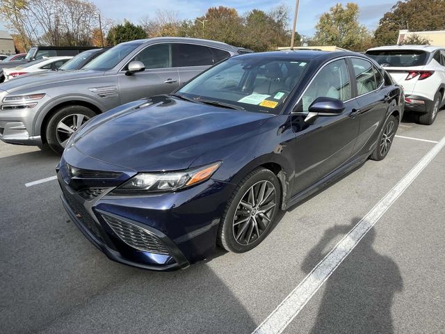 2021 Toyota Camry SE