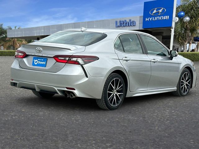 2021 Toyota Camry SE