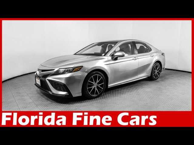 2021 Toyota Camry SE