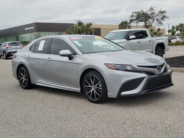 2021 Toyota Camry SE