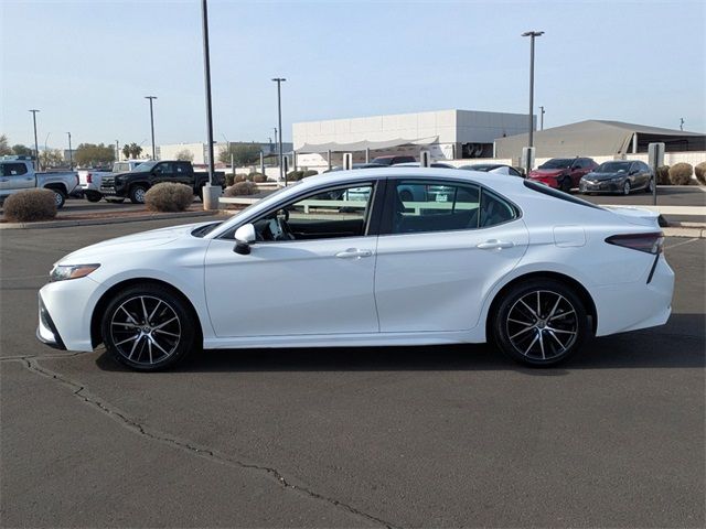 2021 Toyota Camry SE