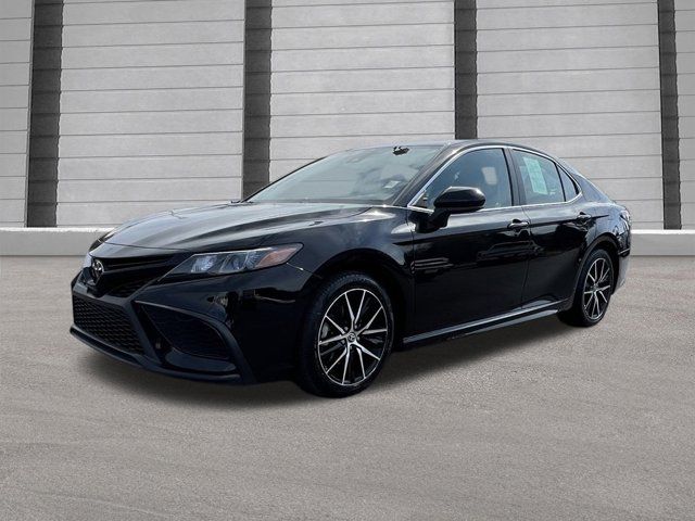 2021 Toyota Camry SE Nightshade