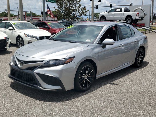 2021 Toyota Camry SE