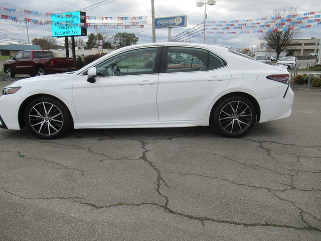 2021 Toyota Camry SE