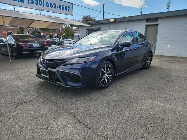 2021 Toyota Camry SE