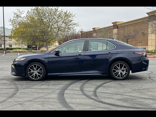 2021 Toyota Camry SE