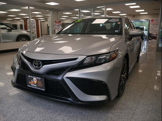 2021 Toyota Camry SE