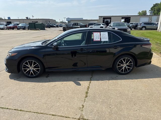 2021 Toyota Camry SE