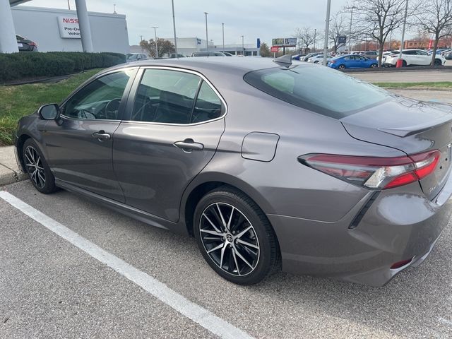 2021 Toyota Camry SE