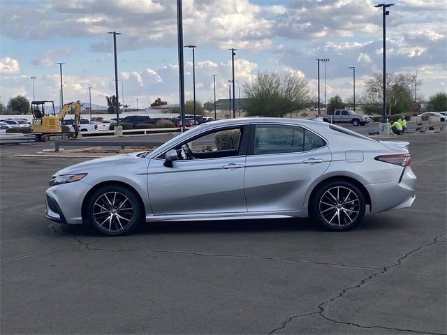 2021 Toyota Camry SE