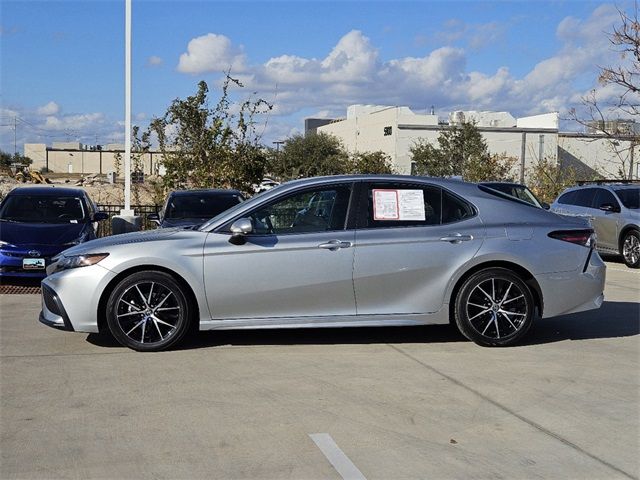 2021 Toyota Camry SE