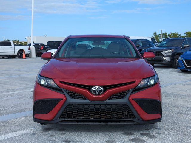 2021 Toyota Camry SE