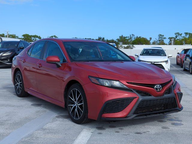 2021 Toyota Camry SE