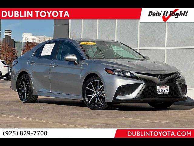 2021 Toyota Camry SE