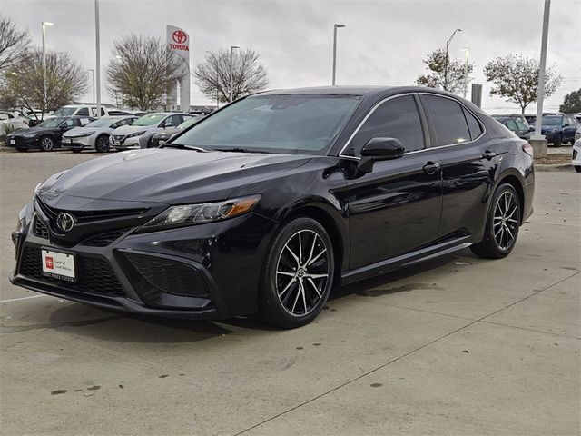 2021 Toyota Camry SE