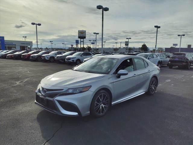 2021 Toyota Camry SE