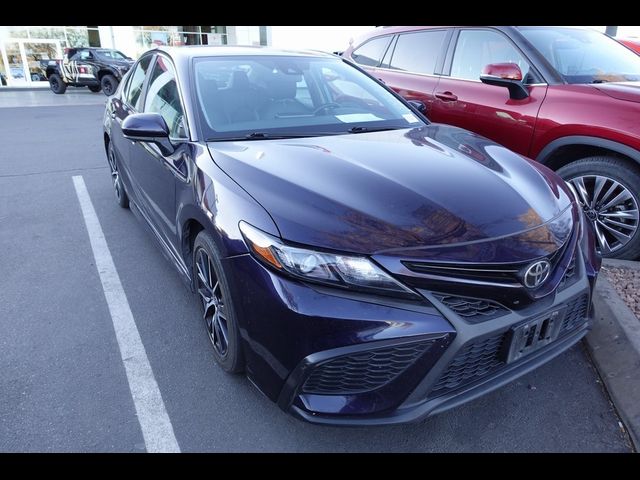 2021 Toyota Camry SE