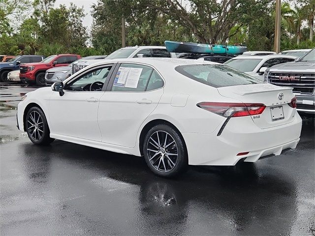 2021 Toyota Camry SE