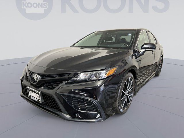 2021 Toyota Camry 