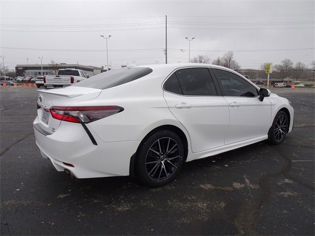 2021 Toyota Camry SE