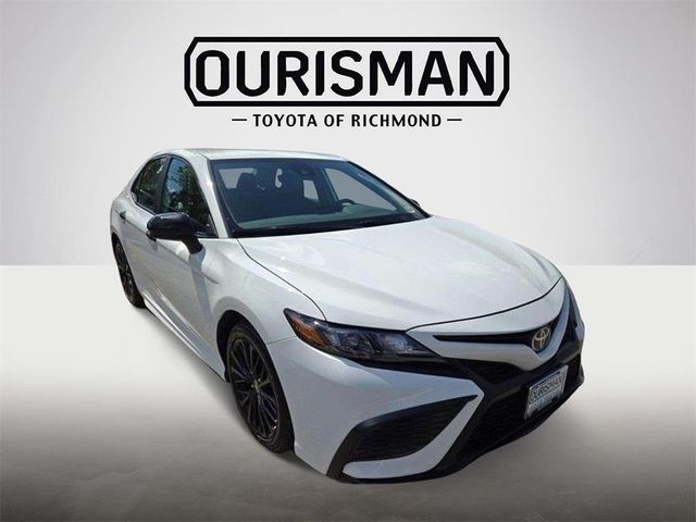 2021 Toyota Camry SE Nightshade