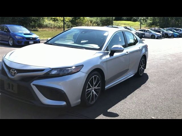 2021 Toyota Camry SE