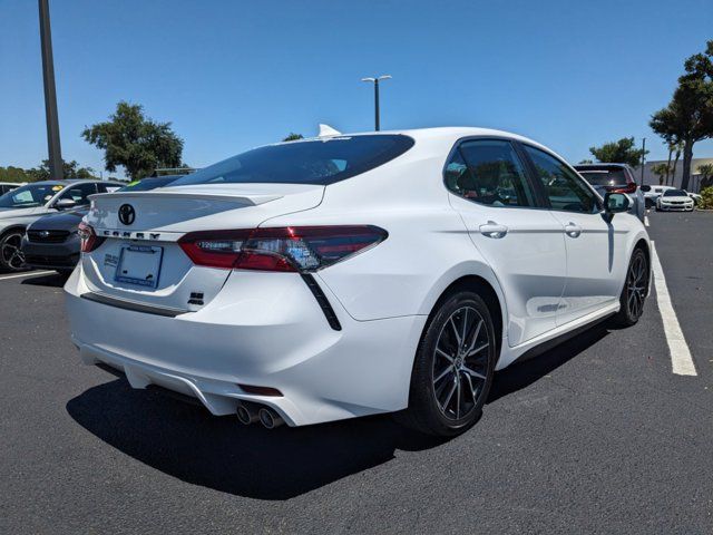 2021 Toyota Camry SE