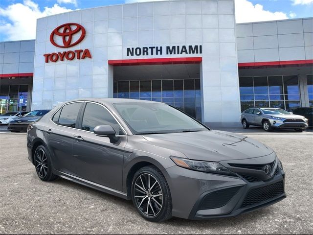 2021 Toyota Camry SE