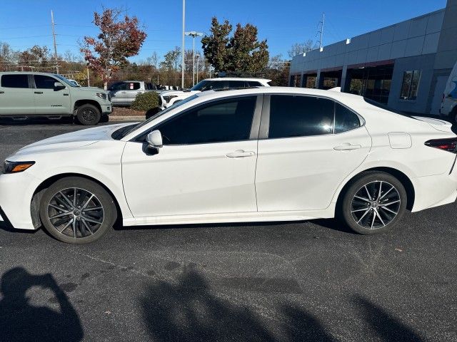 2021 Toyota Camry SE