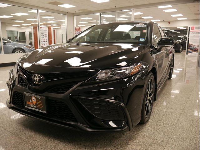 2021 Toyota Camry SE