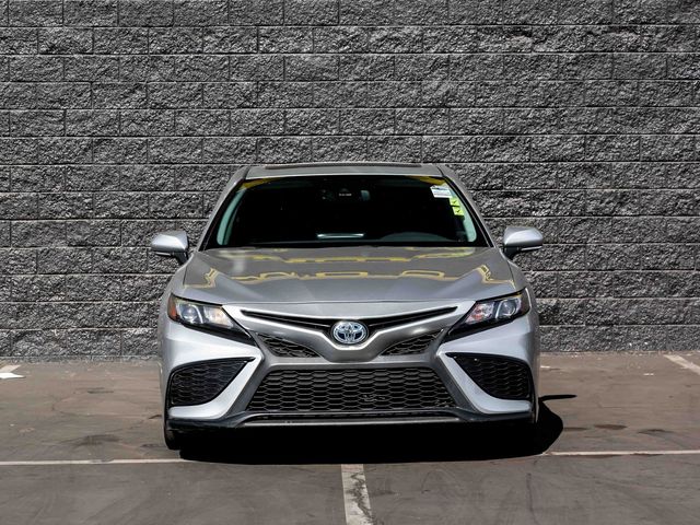 2021 Toyota Camry Hybrid SE