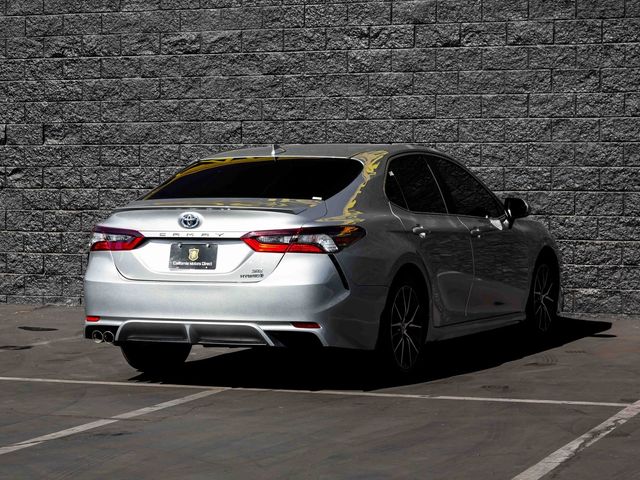 2021 Toyota Camry Hybrid SE