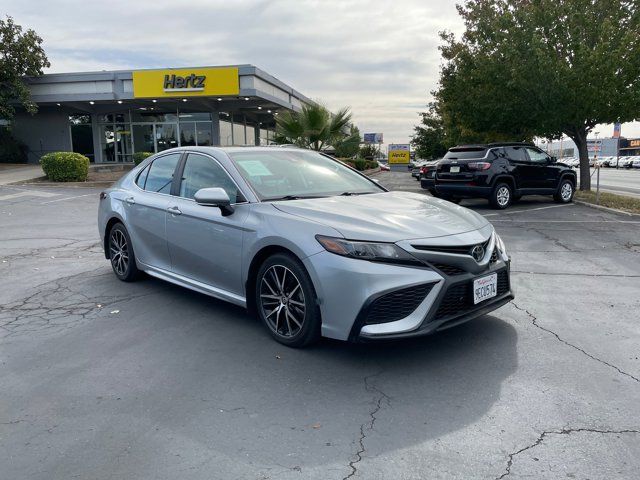 2021 Toyota Camry SE