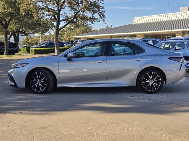 2021 Toyota Camry SE